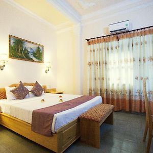 Deluxe Villa mit Strandblick